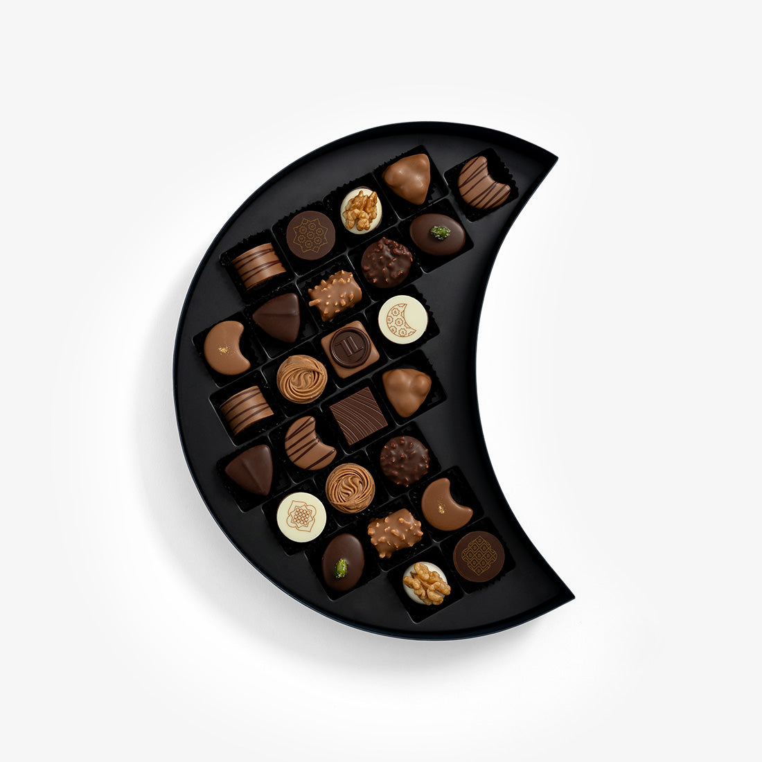 Pralines Selection Half Moon Box 26pcs